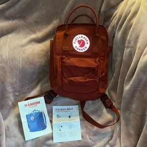 NWOT Fjallraven kanken mini